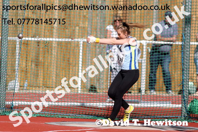 Under-17 womens hammer. Photo: David T. Hewitson/Sports for All Pics